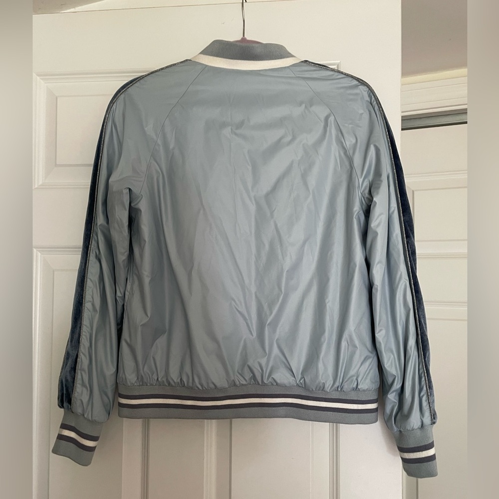 Never Worn!! Bomber Jacket From Button - image 4